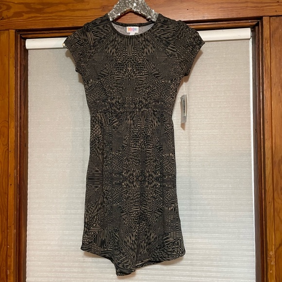 Lularoe Mae dress kids size 12 nwt girls black firm price - Picture 1 of 5